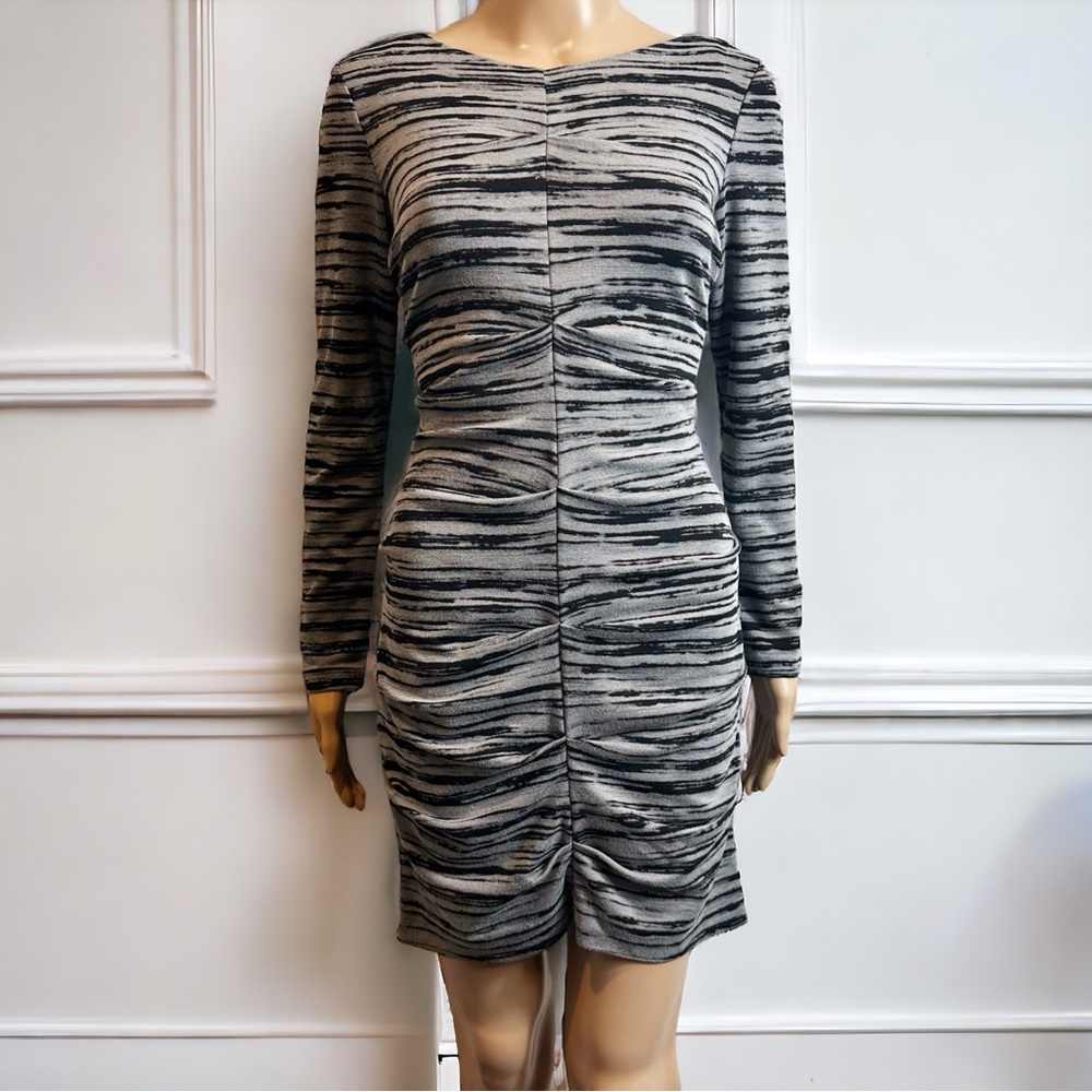 Nicole Miller Artelier Ruched Scratch Point Abstract Long Sleeve Dress